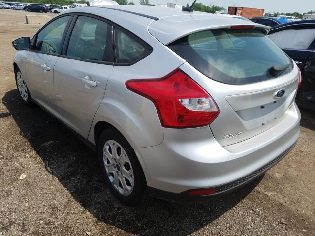 Photo 2 VIN: 1FAHP3K28CL360852 - FORD FOCUS SE 