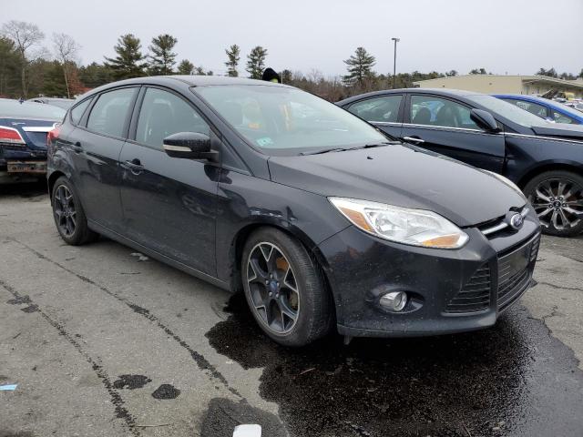 Photo 3 VIN: 1FAHP3K28CL377330 - FORD FOCUS SE 