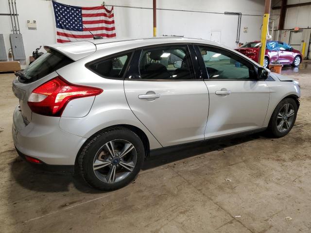 Photo 2 VIN: 1FAHP3K28CL378025 - FORD FOCUS SE 