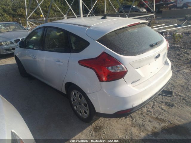 Photo 2 VIN: 1FAHP3K28CL387758 - FORD FOCUS 