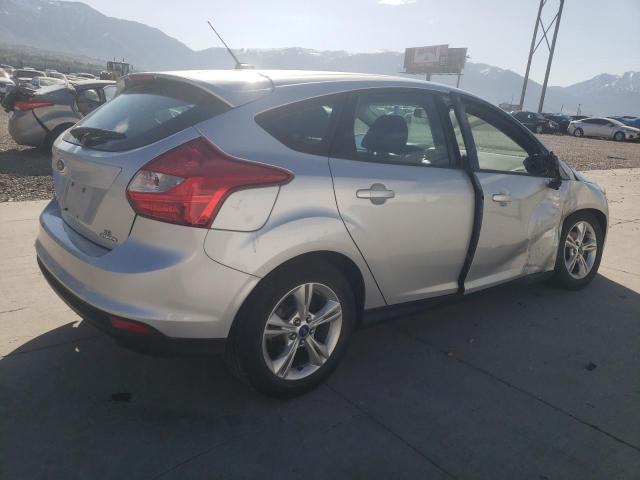 Photo 2 VIN: 1FAHP3K28CL429233 - FORD FOCUS 