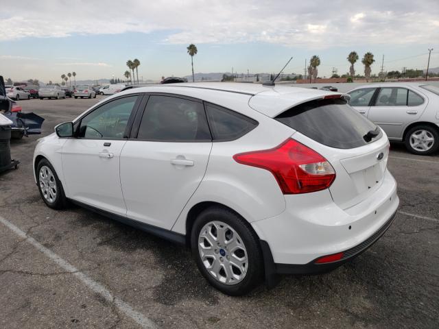 Photo 2 VIN: 1FAHP3K28CL454729 - FORD FOCUS SE 