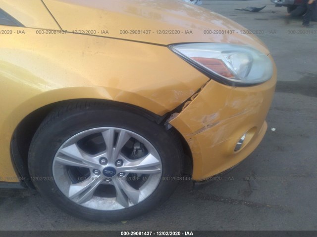 Photo 5 VIN: 1FAHP3K28CL468274 - FORD FOCUS 