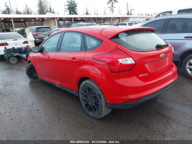 Photo 2 VIN: 1FAHP3K29CL131418 - FORD FOCUS 