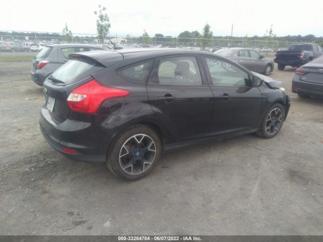 Photo 3 VIN: 1FAHP3K29CL151636 - FORD FOCUS 