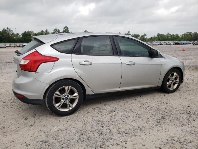 Photo 2 VIN: 1FAHP3K29CL189853 - FORD FOCUS SE 