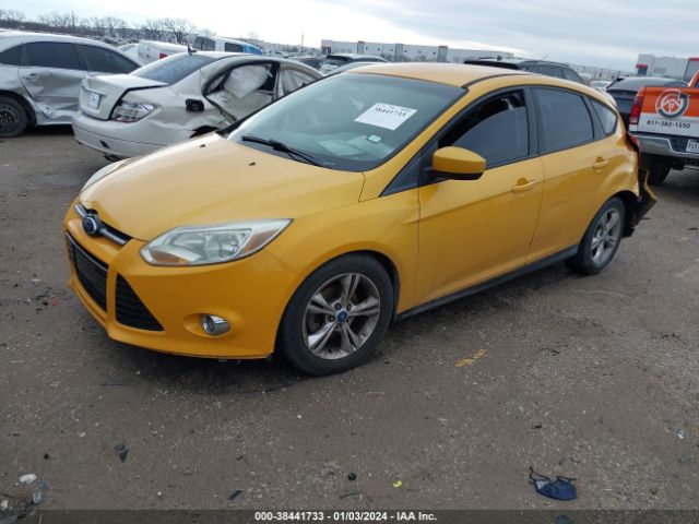 Photo 1 VIN: 1FAHP3K29CL215156 - FORD FOCUS 