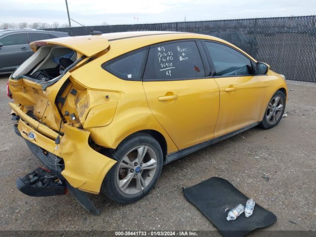 Photo 3 VIN: 1FAHP3K29CL215156 - FORD FOCUS 