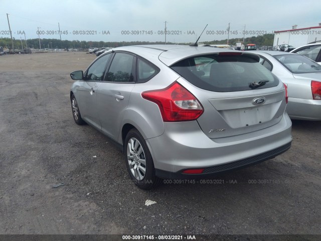 Photo 2 VIN: 1FAHP3K29CL225184 - FORD FOCUS 