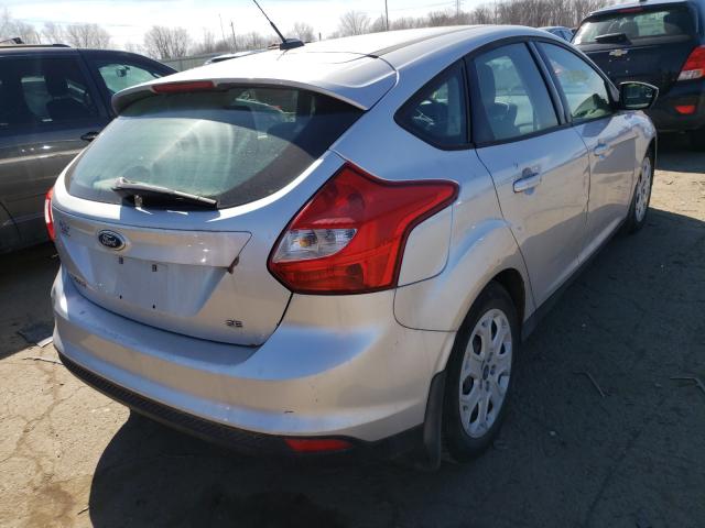 Photo 3 VIN: 1FAHP3K29CL234371 - FORD FOCUS SE 