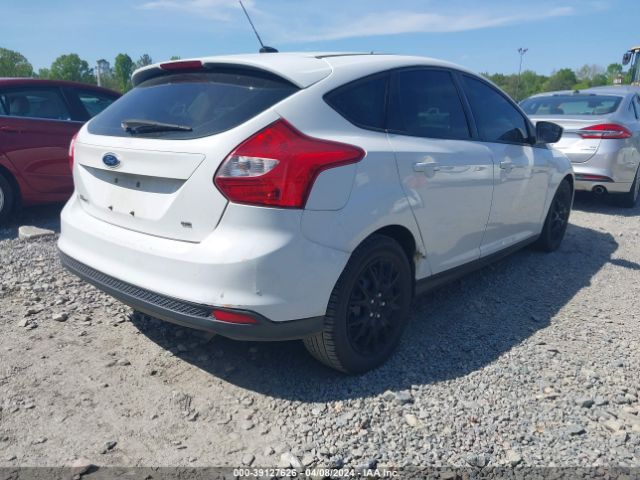 Photo 3 VIN: 1FAHP3K29CL252336 - FORD FOCUS 