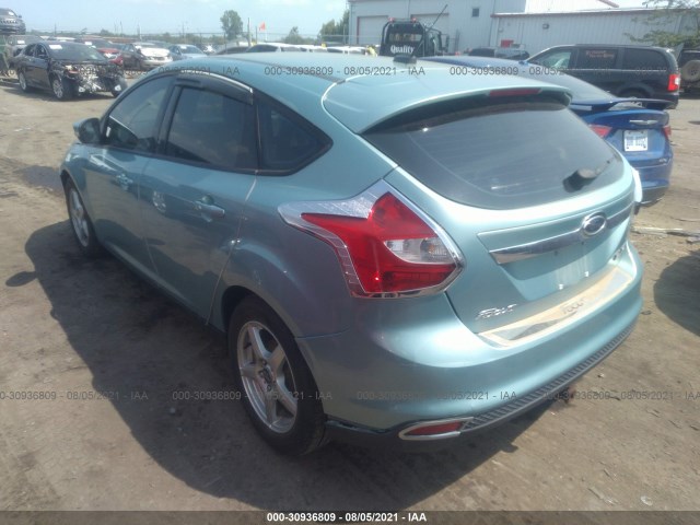 Photo 2 VIN: 1FAHP3K29CL298829 - FORD FOCUS 