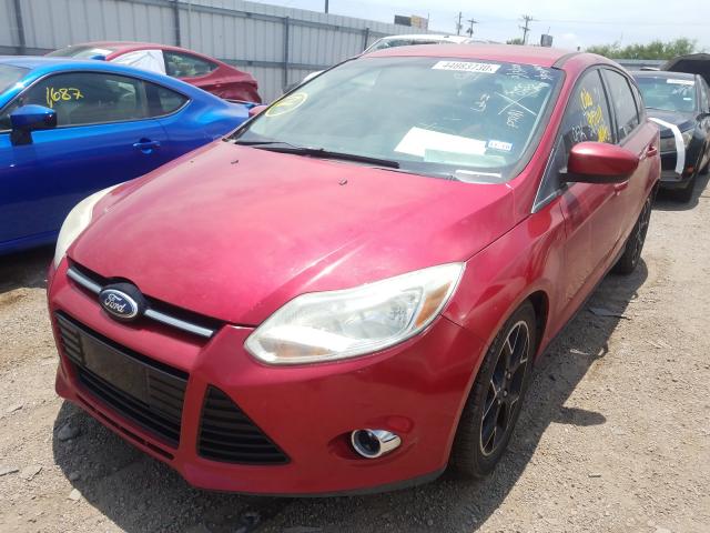 Photo 1 VIN: 1FAHP3K29CL329593 - FORD FOCUS SE 