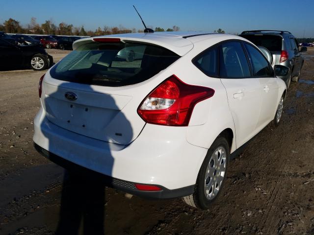 Photo 3 VIN: 1FAHP3K29CL332431 - FORD FOCUS SE 