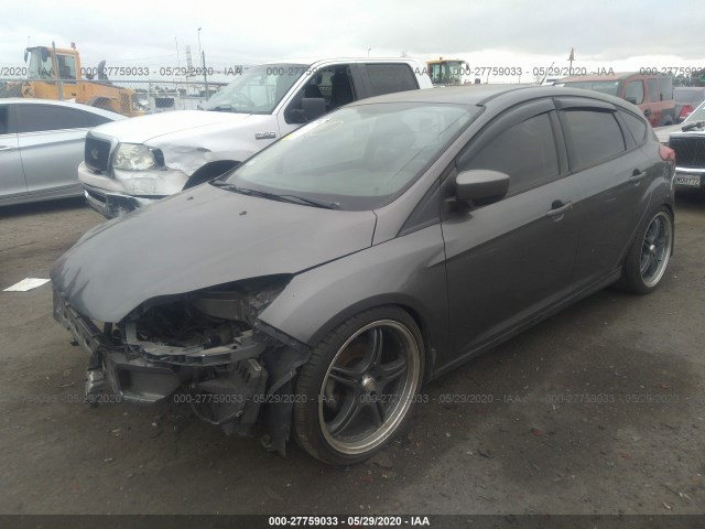 Photo 1 VIN: 1FAHP3K29CL379040 - FORD FOCUS 