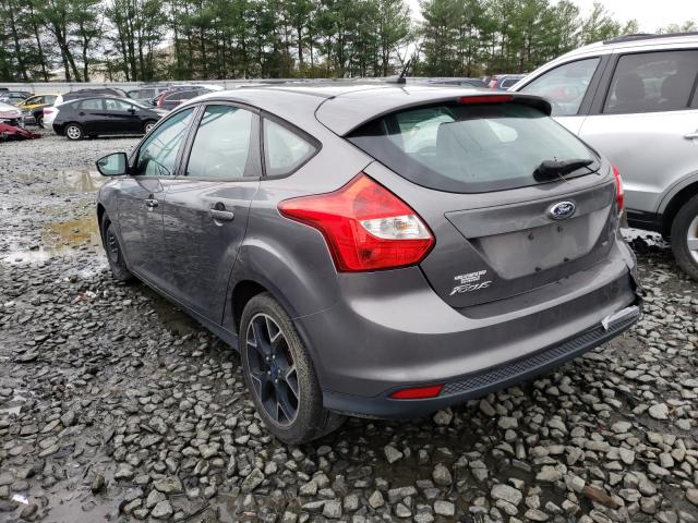 Photo 2 VIN: 1FAHP3K29CL390555 - FORD FOCUS SE 