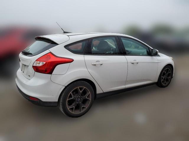 Photo 2 VIN: 1FAHP3K29CL399630 - FORD FOCUS 