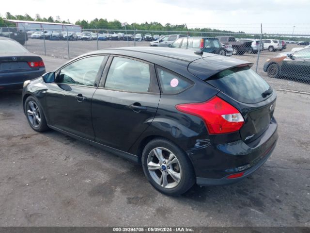 Photo 2 VIN: 1FAHP3K29CL402462 - FORD FOCUS 