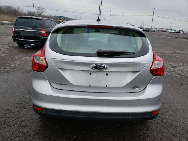 Photo 5 VIN: 1FAHP3K29CL417978 - FORD FOCUS SE 