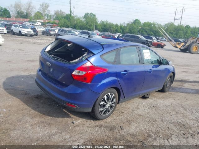 Photo 3 VIN: 1FAHP3K29CL472415 - FORD FOCUS 