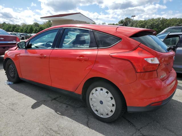 Photo 1 VIN: 1FAHP3K2XCL116927 - FORD FOCUS 