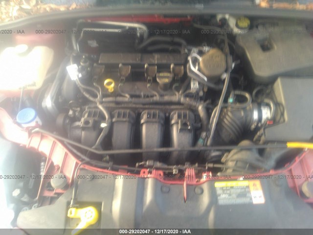 Photo 9 VIN: 1FAHP3K2XCL151421 - FORD FOCUS 