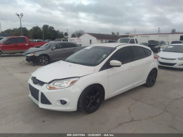 Photo 1 VIN: 1FAHP3K2XCL229521 - FORD FOCUS 