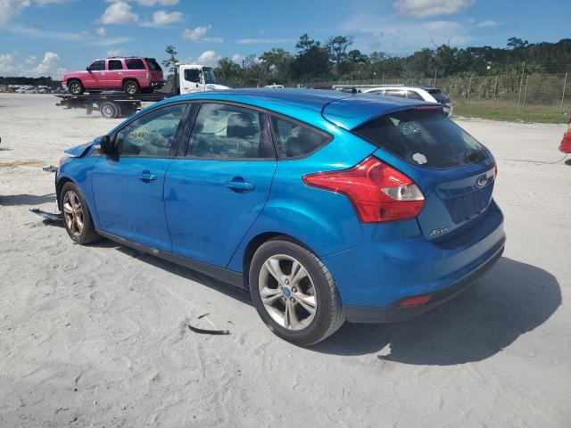 Photo 2 VIN: 1FAHP3K2XCL239045 - FORD FOCUS SE 