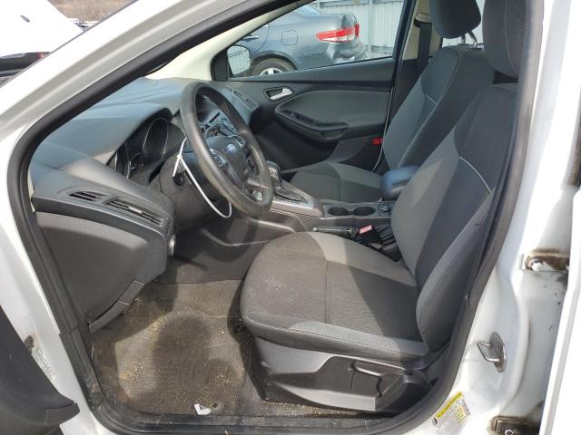 Photo 6 VIN: 1FAHP3K2XCL246884 - FORD FOCUS SE 