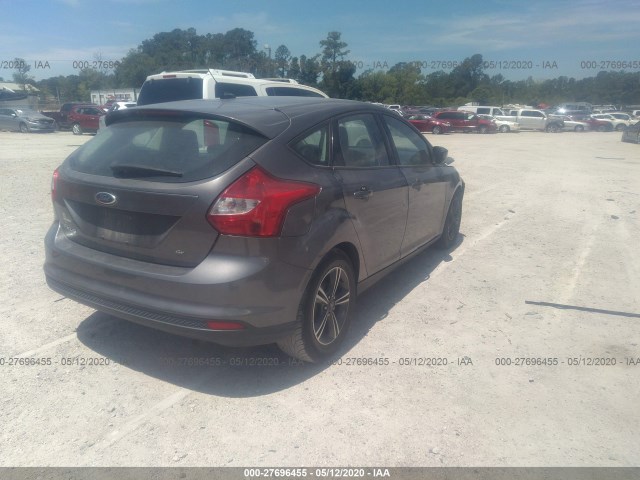 Photo 3 VIN: 1FAHP3K2XCL260218 - FORD FOCUS 