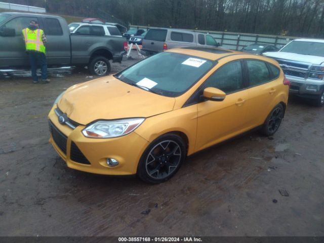 Photo 1 VIN: 1FAHP3K2XCL270389 - FORD FOCUS 