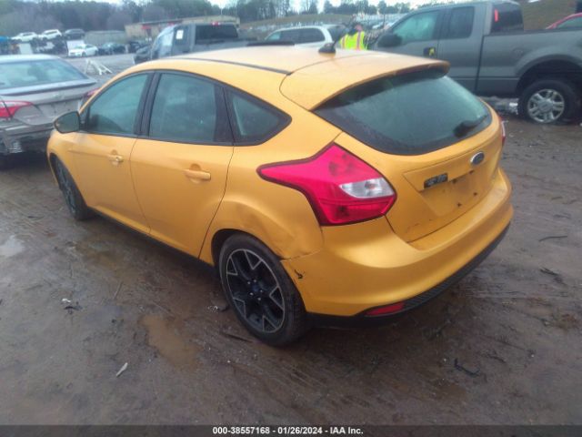 Photo 2 VIN: 1FAHP3K2XCL270389 - FORD FOCUS 