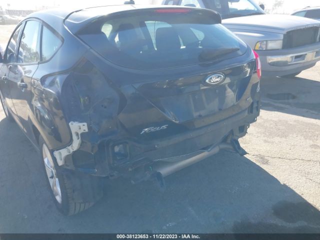 Photo 5 VIN: 1FAHP3K2XCL273731 - FORD FOCUS 