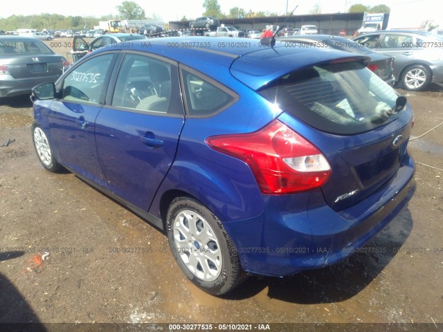 Photo 2 VIN: 1FAHP3K2XCL277908 - FORD FOCUS 