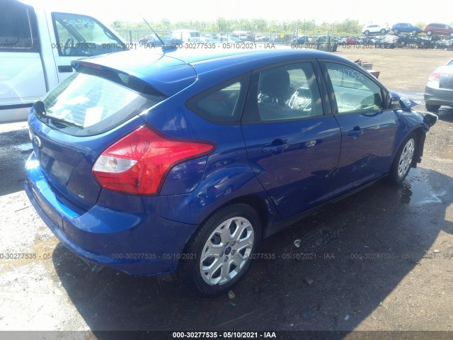 Photo 3 VIN: 1FAHP3K2XCL277908 - FORD FOCUS 