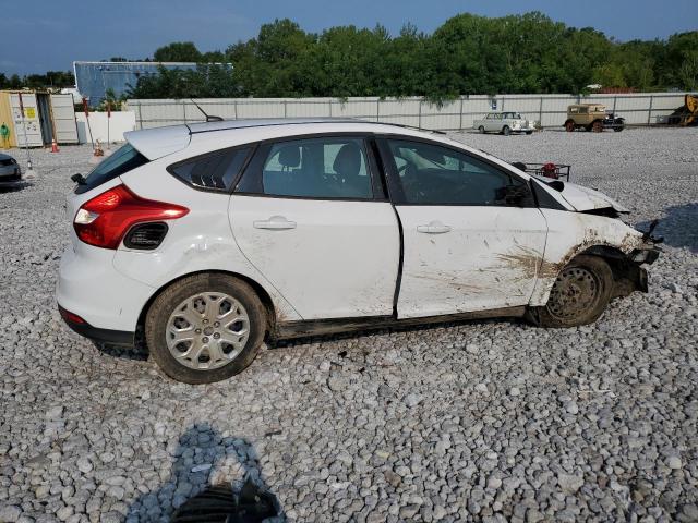 Photo 2 VIN: 1FAHP3K2XCL328663 - FORD FOCUS SE 