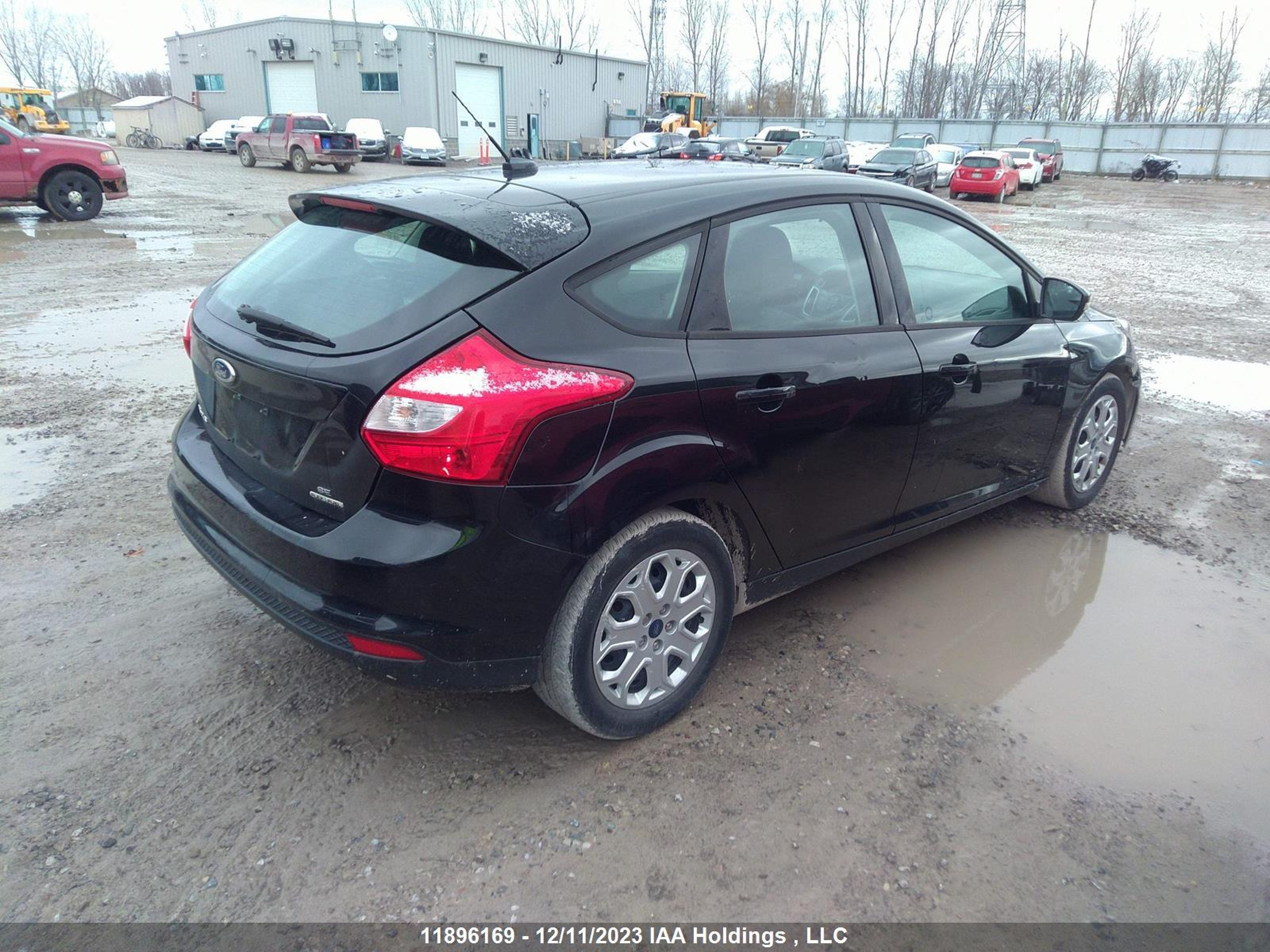 Photo 3 VIN: 1FAHP3K2XCL383453 - FORD FOCUS 