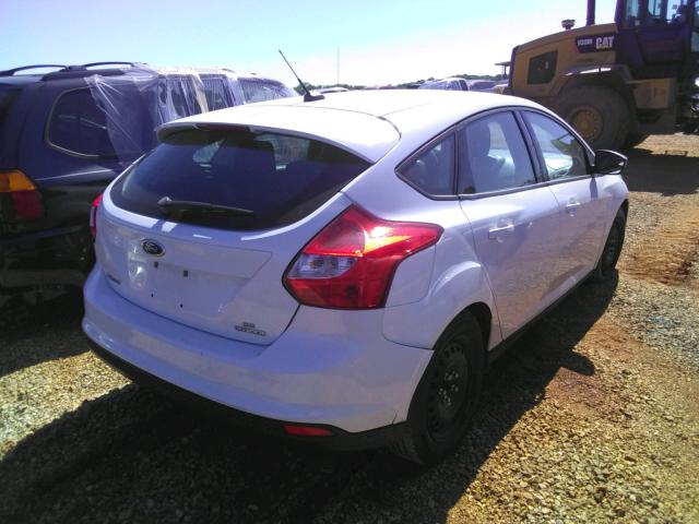 Photo 3 VIN: 1FAHP3K2XCL387759 - FORD FOCUS SE 