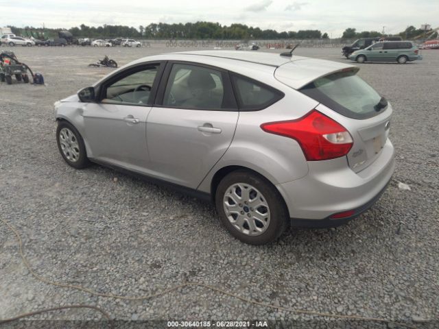 Photo 2 VIN: 1FAHP3K2XCL426561 - FORD FOCUS 