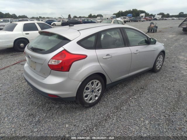 Photo 3 VIN: 1FAHP3K2XCL426561 - FORD FOCUS 