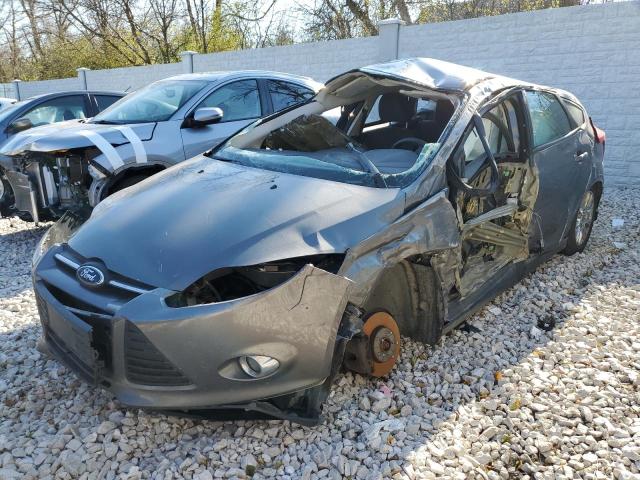 Photo 1 VIN: 1FAHP3K2XCL437091 - FORD FOCUS SE 