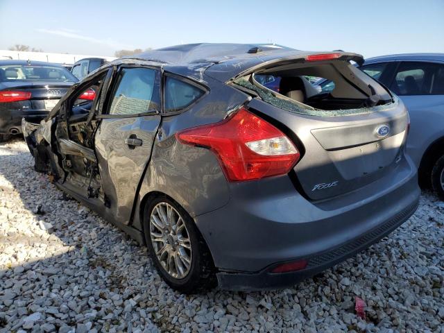 Photo 2 VIN: 1FAHP3K2XCL437091 - FORD FOCUS SE 