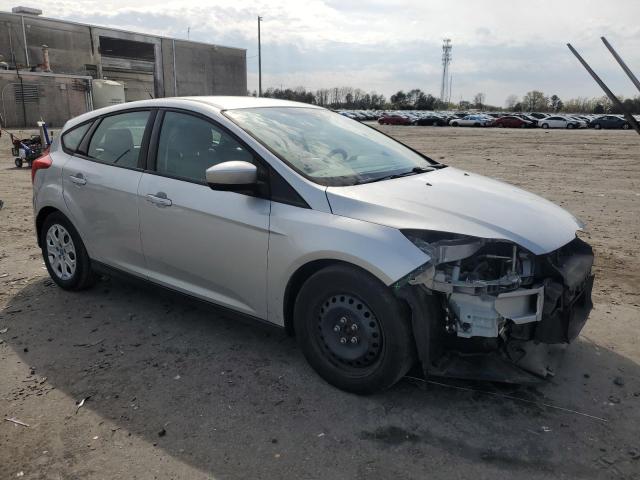 Photo 3 VIN: 1FAHP3K2XCL457163 - FORD FOCUS 