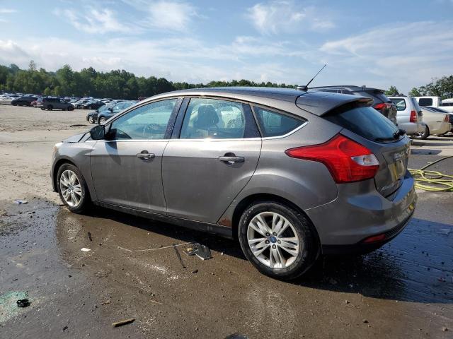 Photo 1 VIN: 1FAHP3M20CL213325 - FORD FOCUS SEL 