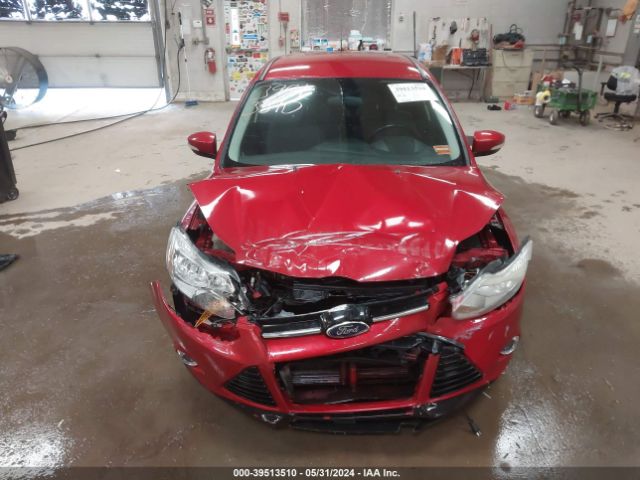 Photo 5 VIN: 1FAHP3M20CL388156 - FORD FOCUS 