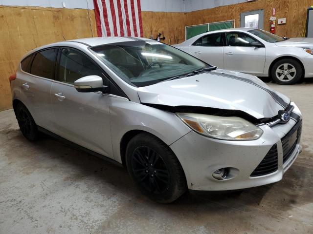 Photo 3 VIN: 1FAHP3M21CL147349 - FORD FOCUS 