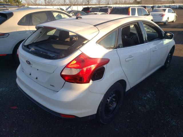 Photo 3 VIN: 1FAHP3M21CL334767 - FORD FOCUS SEL 