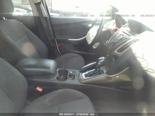 Photo 4 VIN: 1FAHP3M21CL404087 - FORD FOCUS 