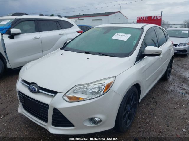 Photo 1 VIN: 1FAHP3M21CL409127 - FORD FOCUS 