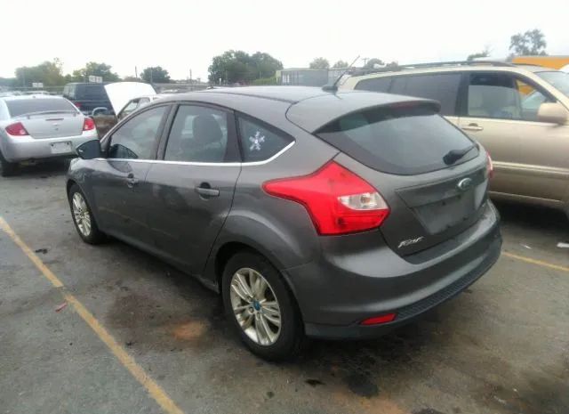 Photo 2 VIN: 1FAHP3M22CL111671 - FORD FOCUS 